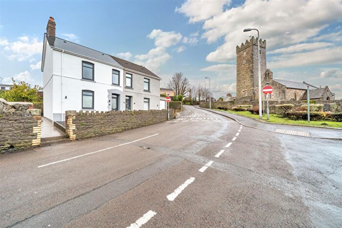 3 Bedroom Semi-Detached House For Sale In Randell Square, Pembrey, Burry Port, SA16