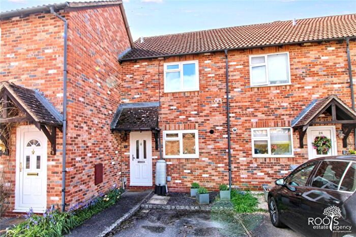 2 Bedroom Terraced House For Sale In Nideggen Close, Thatcham, Berkshire, RG19