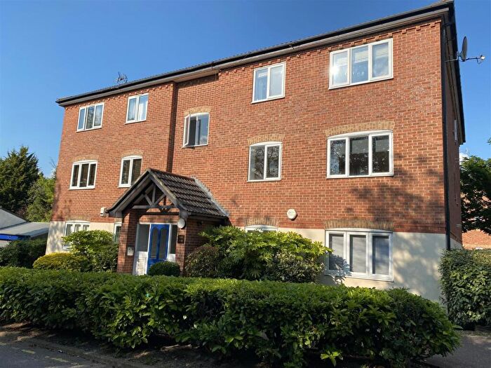 1 Bedroom Apartment To Rent In Fallow Rise, Hertford, SG13
