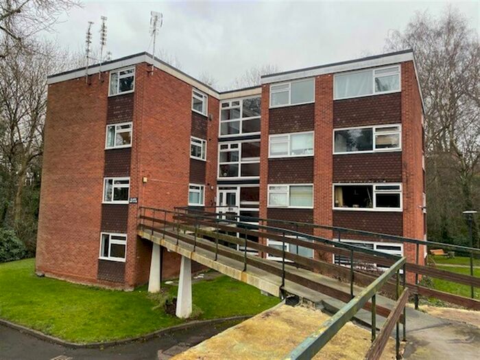 2 Bedroom Flat To Rent In Salisbury Close, Mosely, Birmingham B13