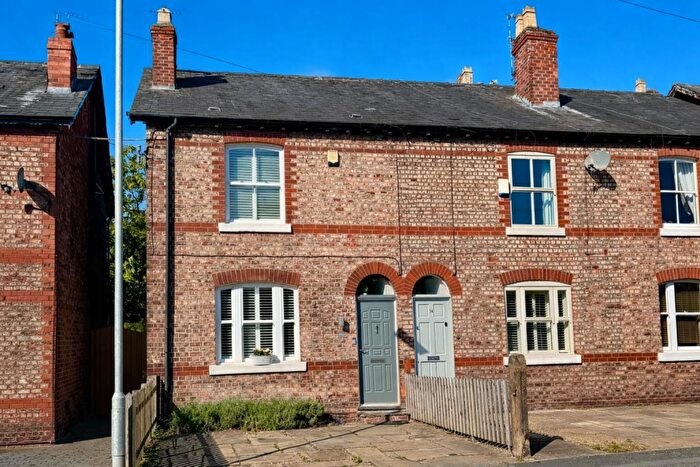 3 Bedroom Semi Detached House For Sale In South Oak Lane, Wilmslow, SK9