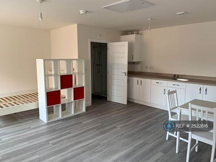 Studio To Rent In Osprey Drive, Cambridge, CB2
