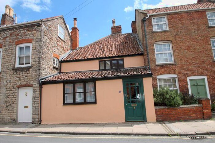3 Bedroom House To Rent In Southover, Wells, BA5