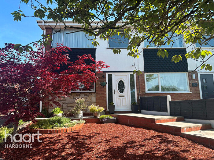 3 Bedroom End Of Terrace House For Sale In Westside Drive, Bartley Green, B32