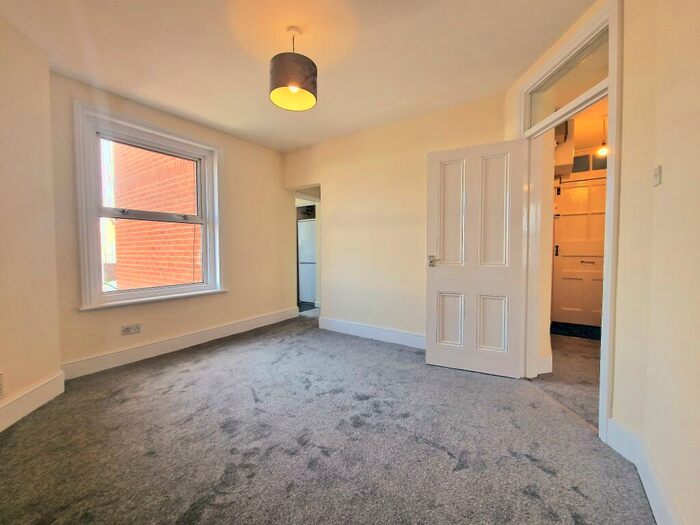 2 Bedroom Flat To Rent In Britannia Road, St Marys, SO14