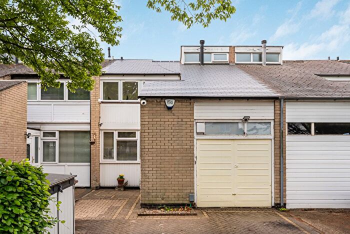 3 Bedroom Terraced House For Sale In Daniells, Welwyn Garden City, AL7