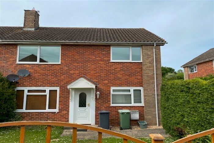 2 Bedroom Maisonette To Rent In Cranbourne, Basingstoke, RG21