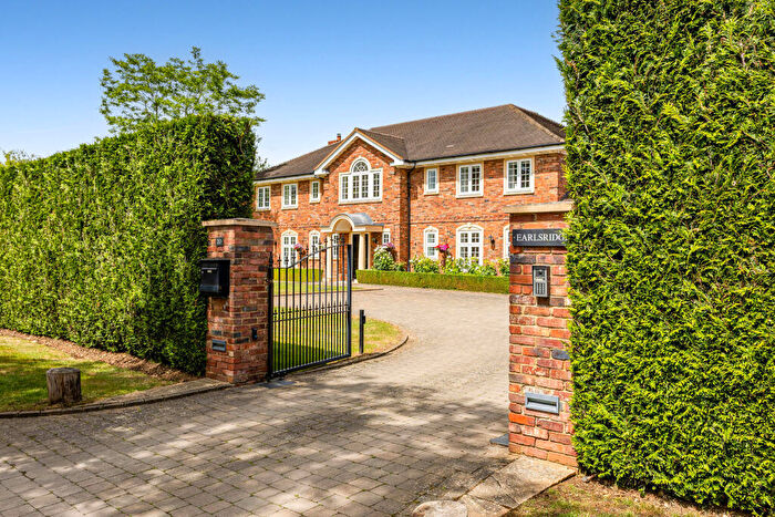 6 Bedroom House For Sale In Blackmore Way, Wheathampstead, AL4