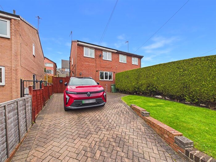 3 Bedroom Semi Detached House For Sale In Holland Road, Old Whittington, Chesterfield, S41