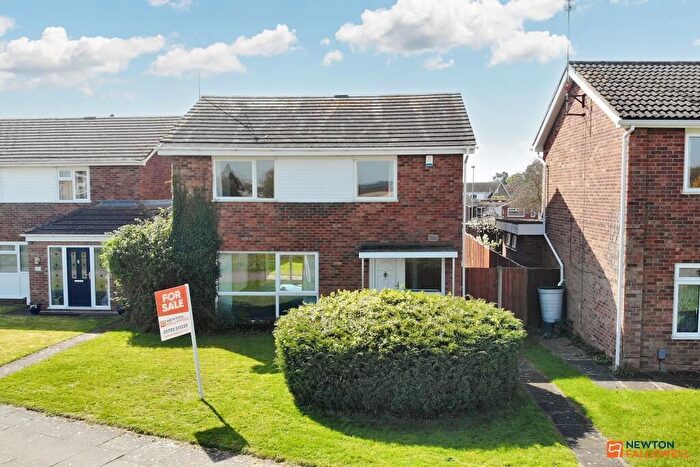 4 Bedroom Detached House For Sale In Spinney Walk, Longthorpe, Peterborough, PE3