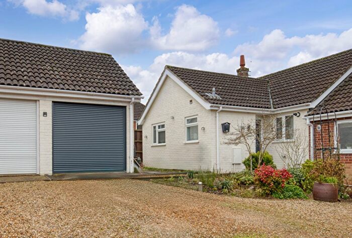 2 Bedroom Semi-Detached Bungalow For Sale In Brambles Close, Spixworth, Norwich, NR10