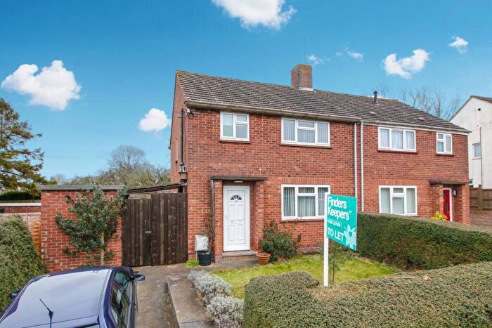 3 Bedroom Semi-Detached House To Rent In Pinnocks Way, Botley, OX2