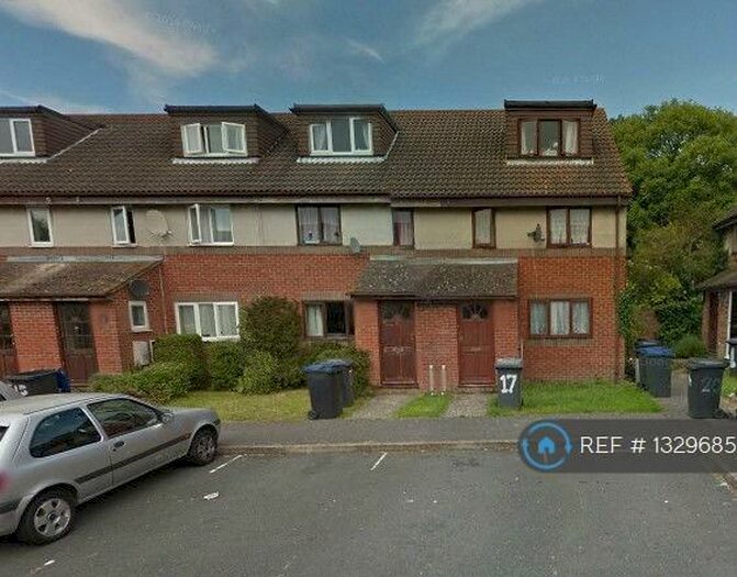 5 Bedroom Terraced House To Rent In Military Road, Kent, CT1