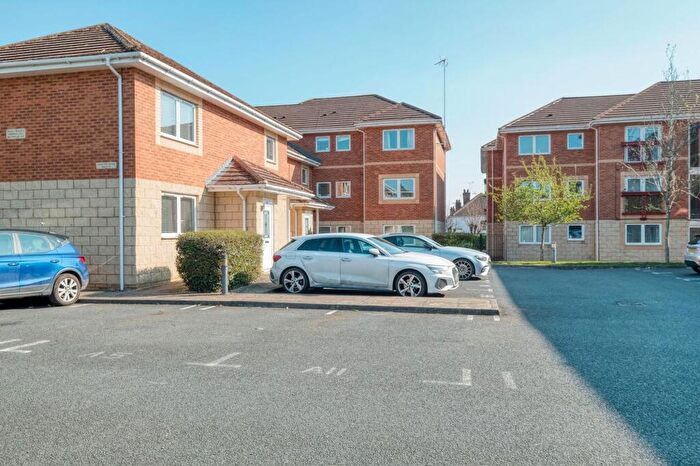 2 Bedroom Flat For Sale In Callowbrook Lane, Rednal, B45
