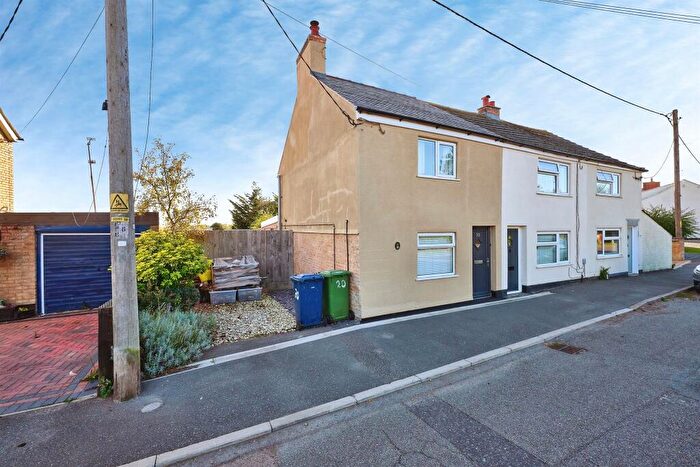 3 Bedroom Semi-Detached House For Sale In Eastwood End, Wimblington, March, PE15