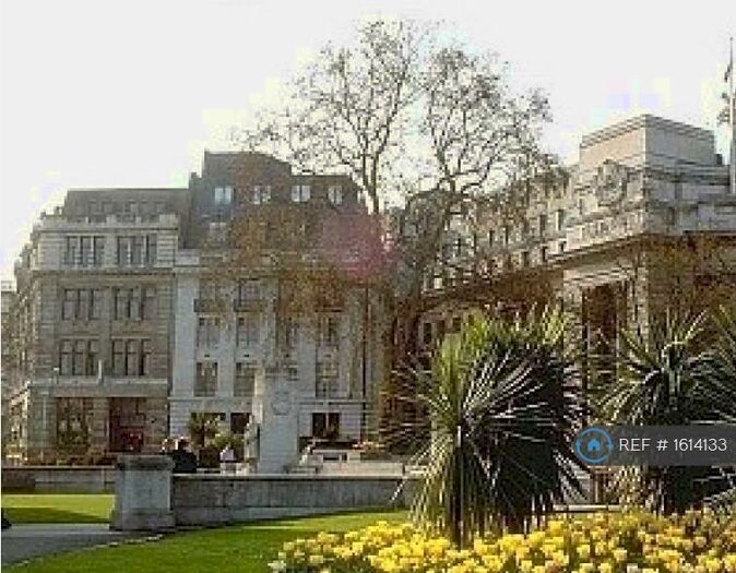 2 Bedroom Flat To Rent In Trinity Square, London, EC3N