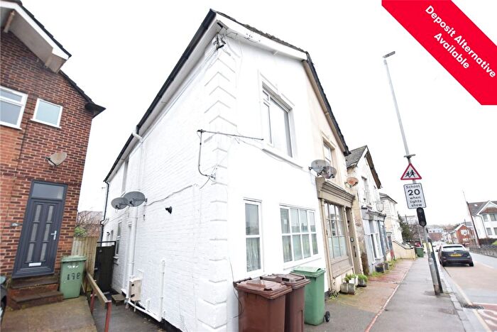 2 Bedroom Maisonette To Rent In Quarry Road, Tunbridge Wells, Kent, TN1