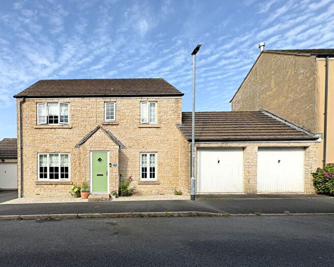 4 Bedroom Link Detached House For Sale In Montgomery Drive, Tavistock..., PL19