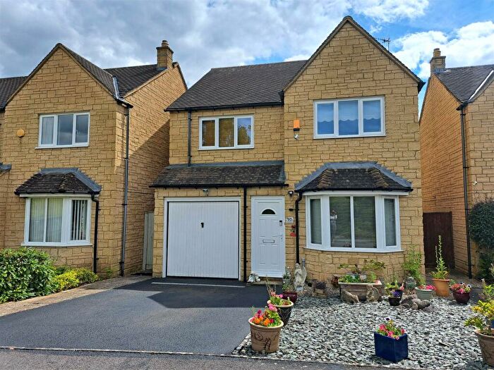 4 Bedroom Detached House For Sale In Green Lake Close, Bourton-on-the-Water, GL54
