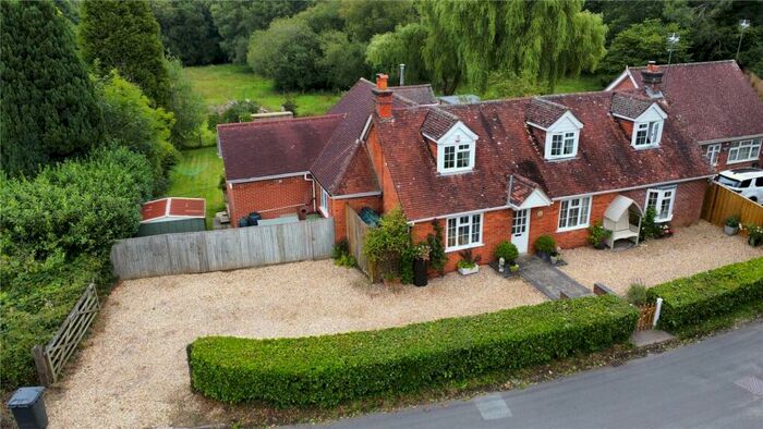 4 Bedroom Detached House For Sale In Mount Road, Highclere, Newbury, Berkshire, RG20