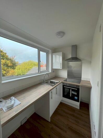 1 Bedroom Studio To Rent In Stirling Road, Edgbaston, Birmingham, B16