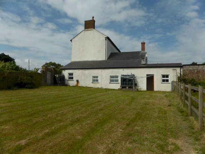3 Bedroom Semi-Detached House To Rent In Eastleigh Farm, Stratton, Bude, EX23