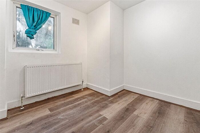 Studio To Rent In Batoum Gardens, London, W6