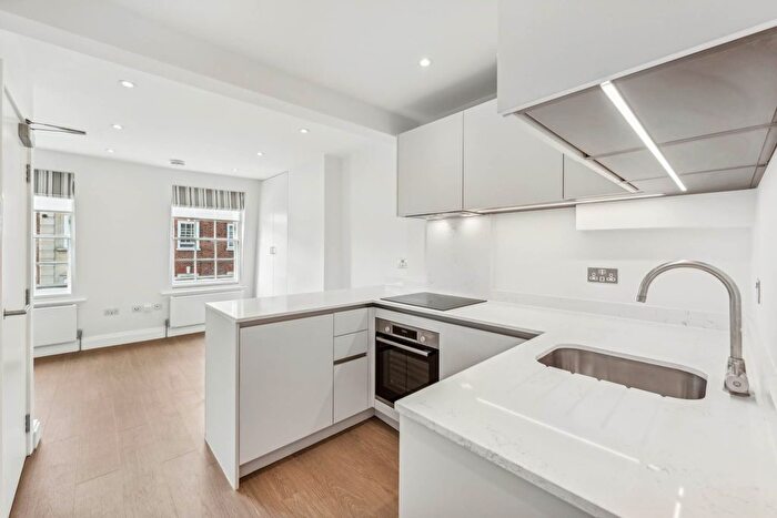 Studio To Rent In Kings Road, London, SW3