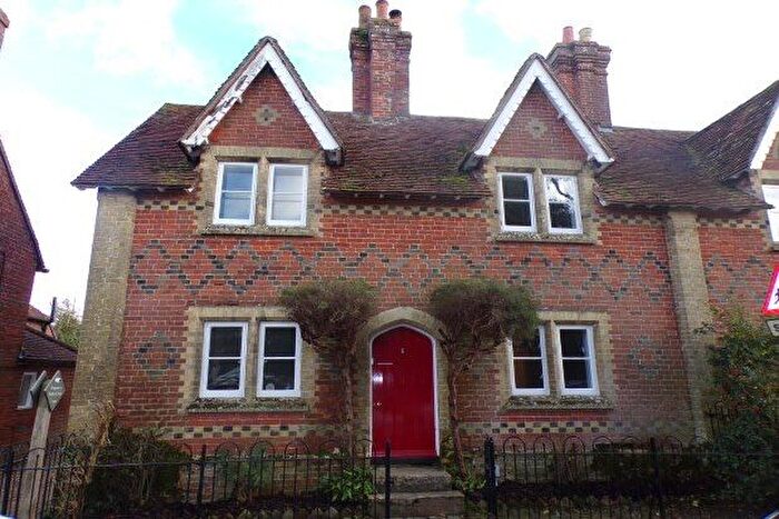 3 Bedroom End Of Terrace House To Rent In Buccleuch Cottages, Beaulieu, SO42