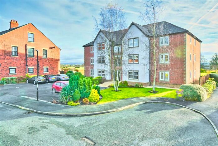 3 Bedroom Flat For Sale In Asturian Gate, Preston PR3