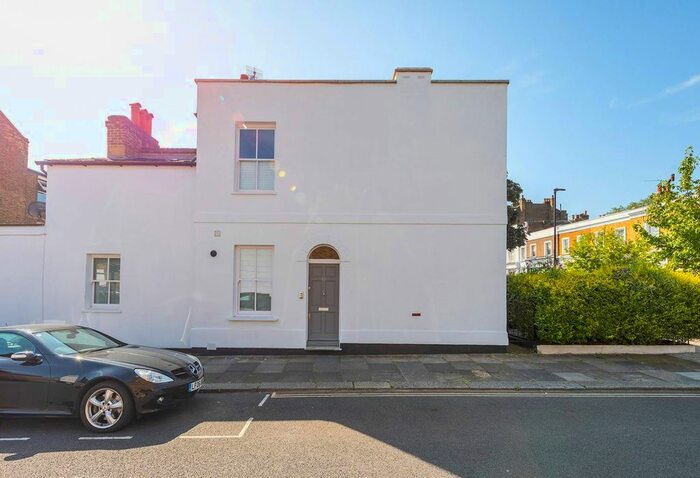 2 Bedroom Property To Rent In Clapham Manor Street, Clapham Old Town, London, SW4