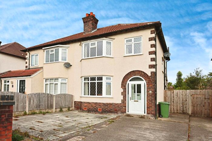 3 Bedroom Semi-Detached House For Sale In Fairacres Road, Bebington, CH63