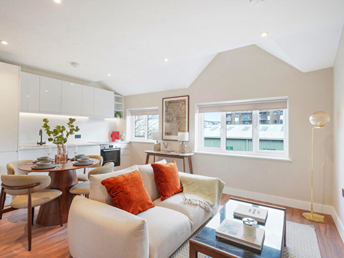2 Bedroom Apartment For Sale In Trenmar Gardens, London, NW10