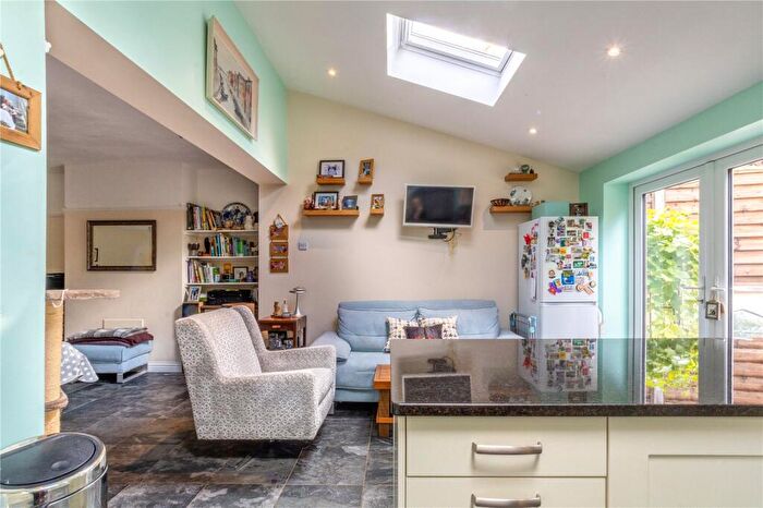3 Bedroom Semi-Detached House For Sale In Beckington Walk, Bedminster, Bristol, BS3