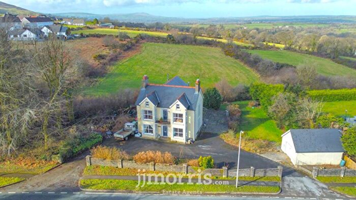 6 Bedroom Detached House For Sale In Crymych, SA41