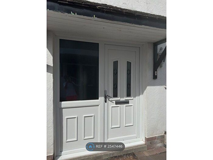3 Bedroom Semi-Detached House To Rent In Birchwood Drive, Preston, PR2