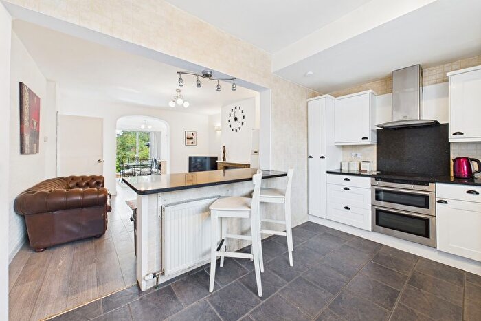 3 Bedroom End Of Terrace House For Sale In Constantine Avenue, York, North Yorkshire, YO10