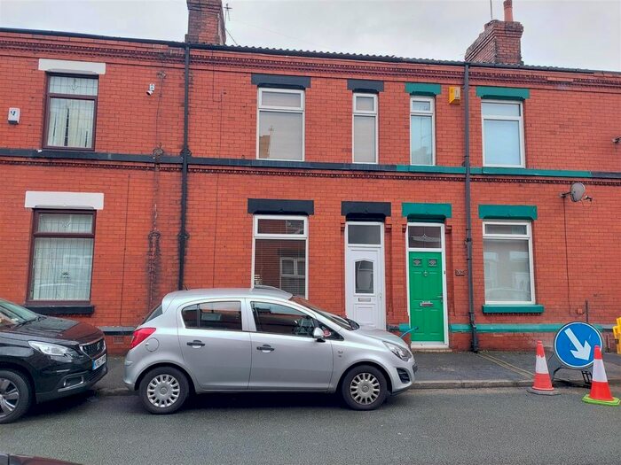 3 Bedroom Terraced House To Rent In Harris Street, Dentons Green, WA10