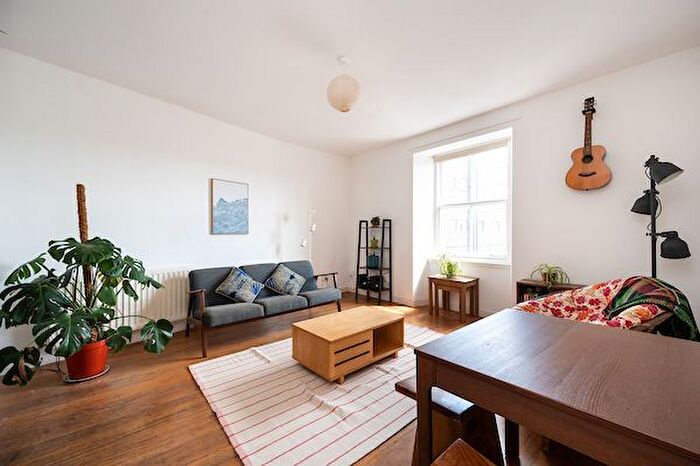 2 Bedroom Flat For Sale In Bonnington Road, Edinburgh, EH6