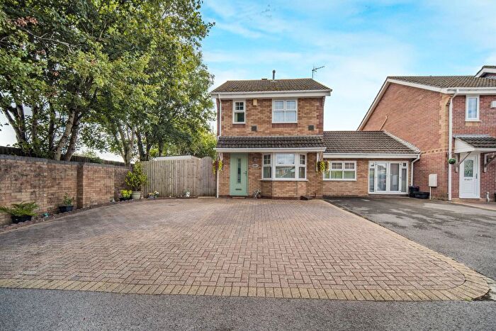 4 Bedroom Link Detached House For Sale In Afandale, Port Talbot, SA12