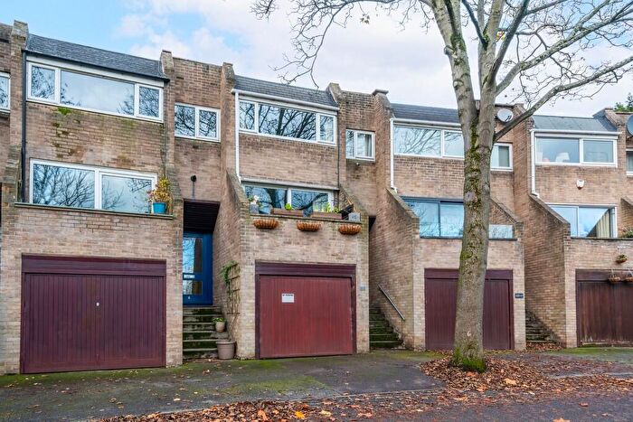 3 Bedroom Link Detached House For Sale In Lincoln Circus, The Park, Nottingham, NG7