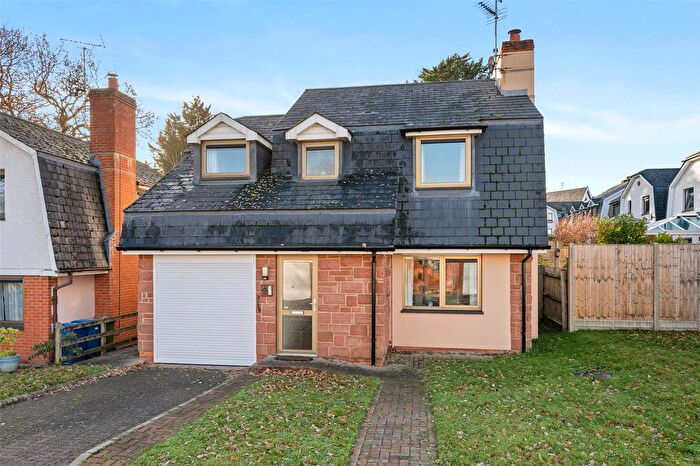 4 Bedroom Detached House For Sale In Braeside, Binfield, Bracknell, Berkshire, RG12