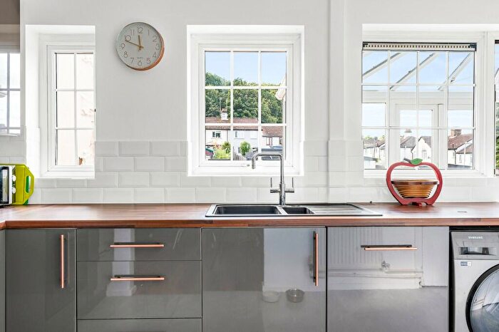 3 Bedroom Terraced House For Sale In Stanstead Road, Hertford, Hertfordshire, SG13