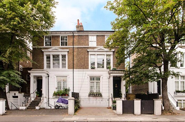 1 Bedroom Flat To Rent In Gunter Grove, Chelsea, London, SW10