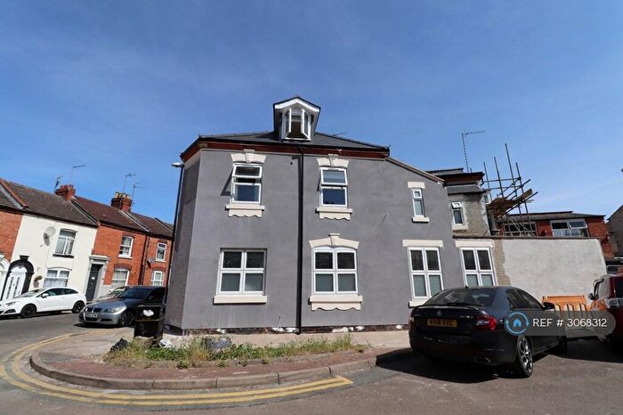 1 Bedroom Flat To Rent In Hunter Street, Northampton, NN1
