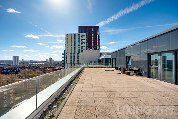 3 Bedroom Flat For Sale In Collet House, Wandsworth Road, Nine Elms, SW8