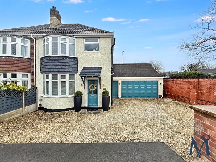 3 Bedroom Semi Detached House For Sale In Devana Avenue, Coalville, LE67