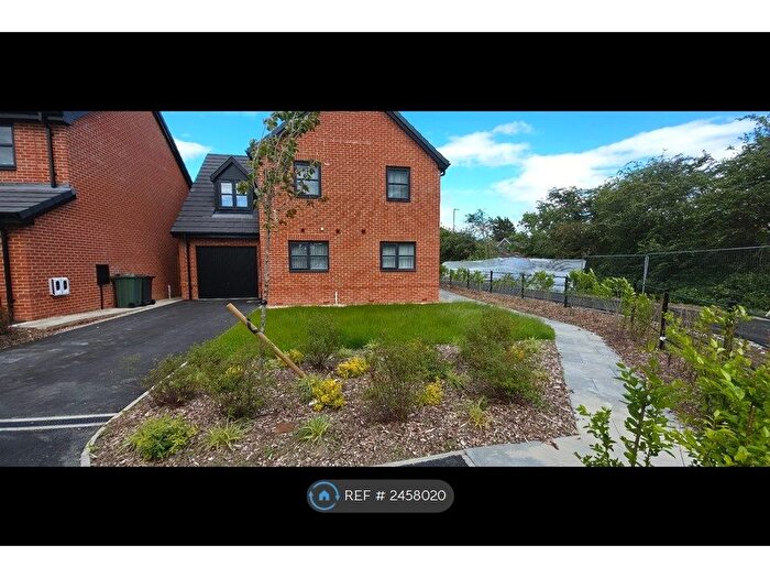 4 Bedroom Detached House To Rent In Hunters Nook, Leeds, LS14