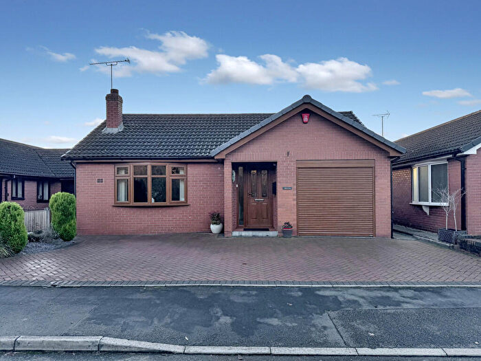 3 Bedroom Detached Bungalow For Sale In Blithe View, Blythe Bridge, Stoke-on-Trent, ST11