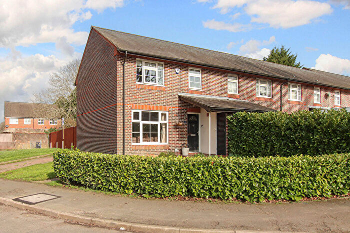 2 Bedroom End Of Terrace House For Sale In Colonsay, Hemel Hempstead, HP3